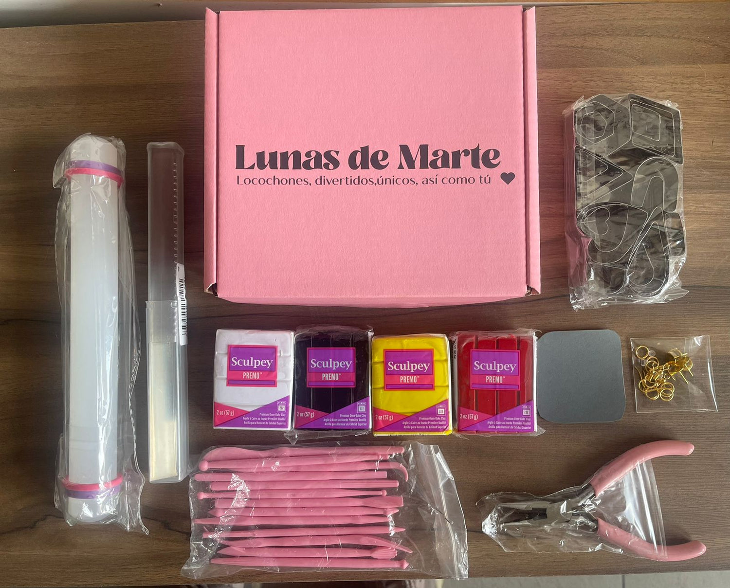 Kit básico para crear joyería de arcilla